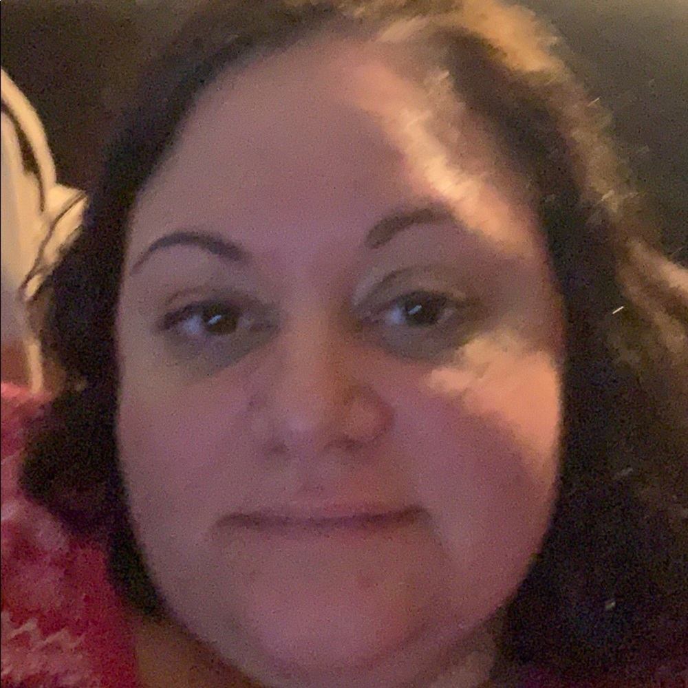 Meet your Posher, Tania